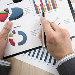 Commerce a Management